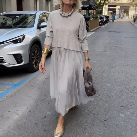 Set din 2 piese pentru femei: bluză cu mâneci lungi și rochie fără mâneci