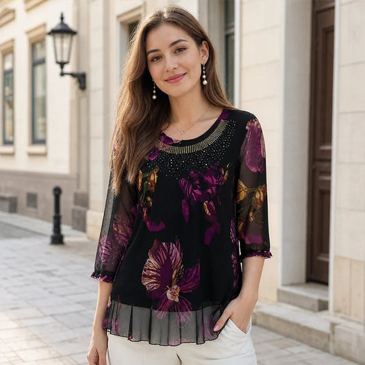 🌸 Bluza Eleganta cu Print Floral & Maneci din Sifon – Guler cu Strasuri, Tiv Dublu Pliseat – Rafinata, Feminina & Irezistibila ✨