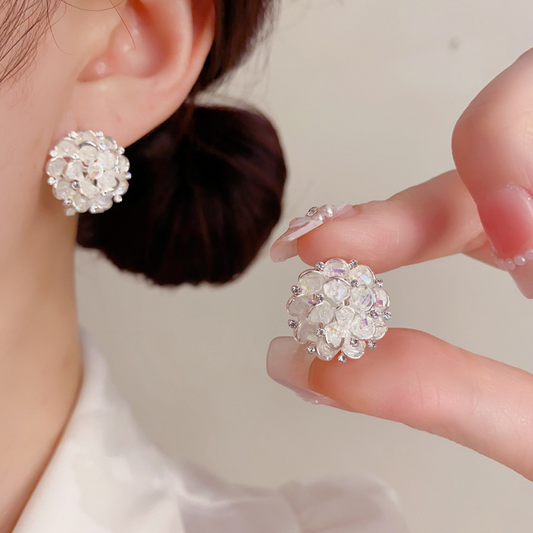 😍🌺 Cercei Eleganti cu Flori & Cristale Stralucitoare, Feminini si Rafinati ✨